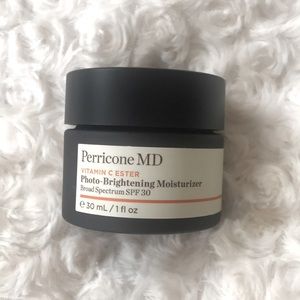 Perricone MD Vitamin C Photo Brightening Moisturiz